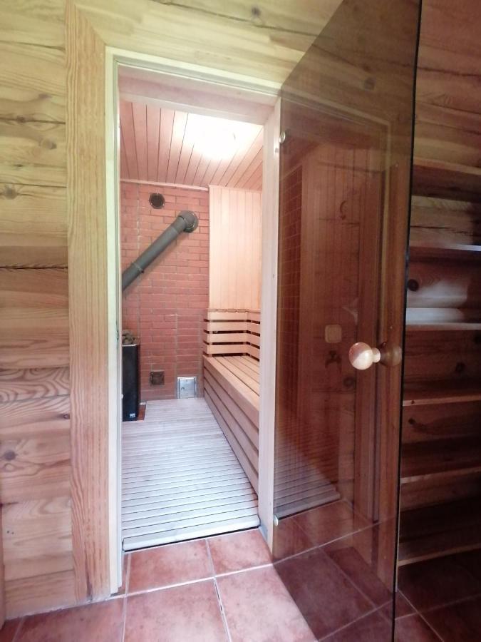 Guest House Unguri Stalbe Buitenkant foto